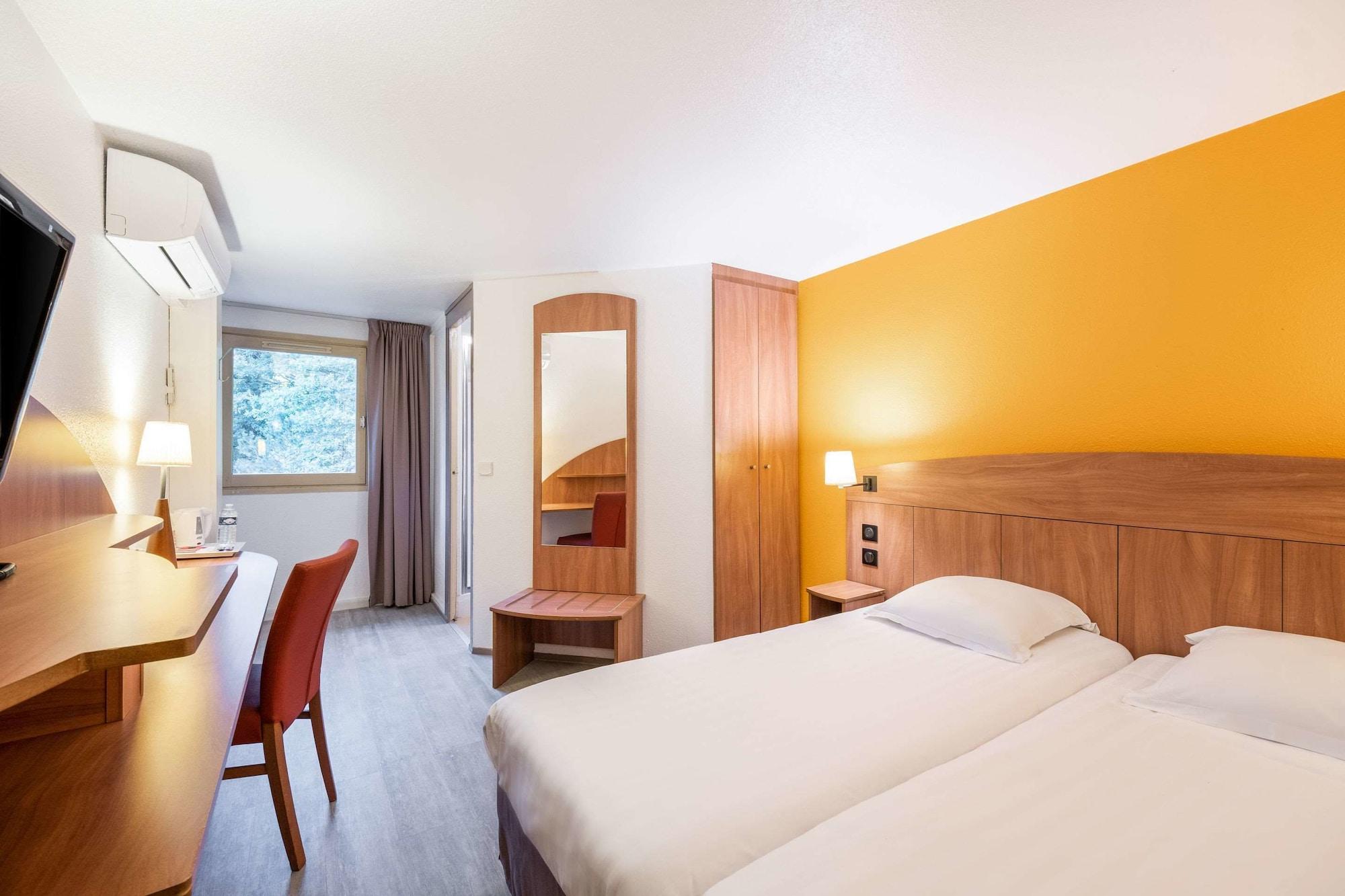 Comfort Hotel Grenoble Meylan Kültér fotó