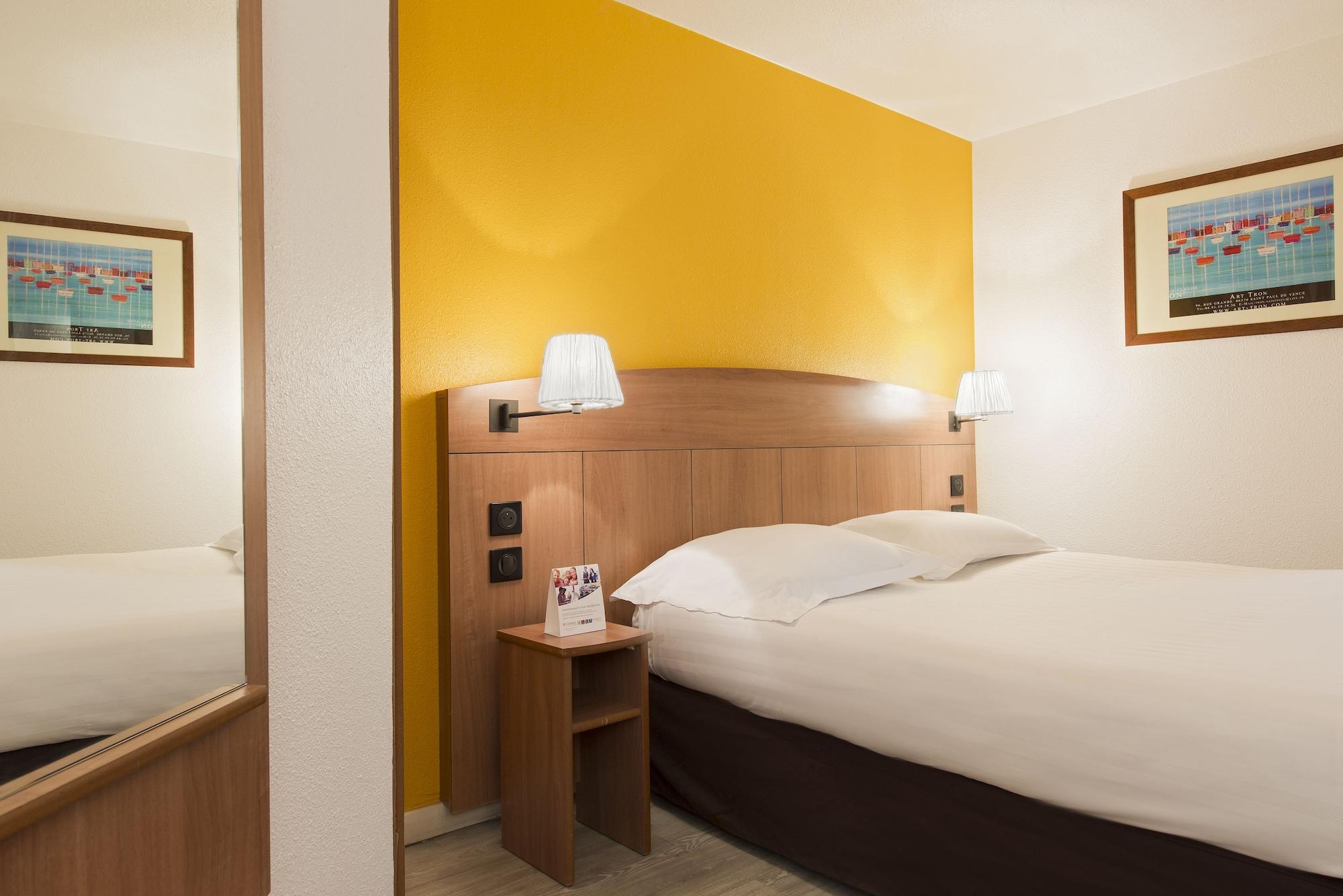 Comfort Hotel Grenoble Meylan Kültér fotó