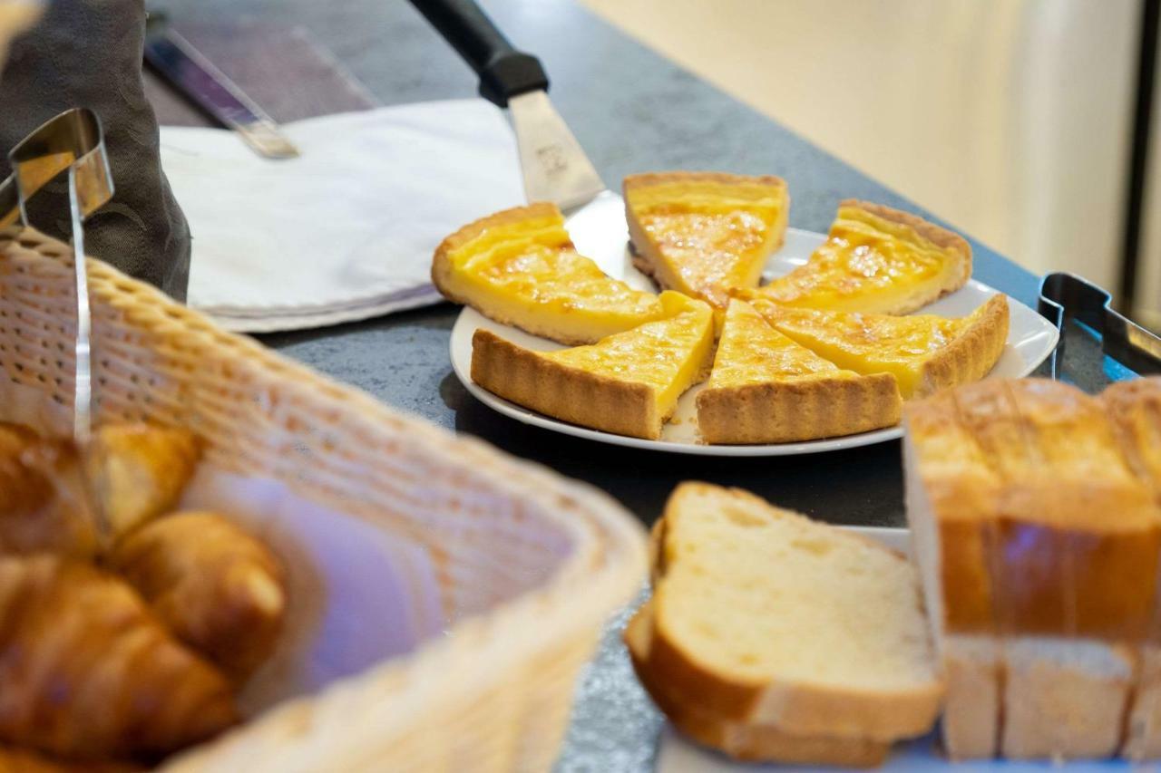 Comfort Hotel Grenoble Meylan Kültér fotó